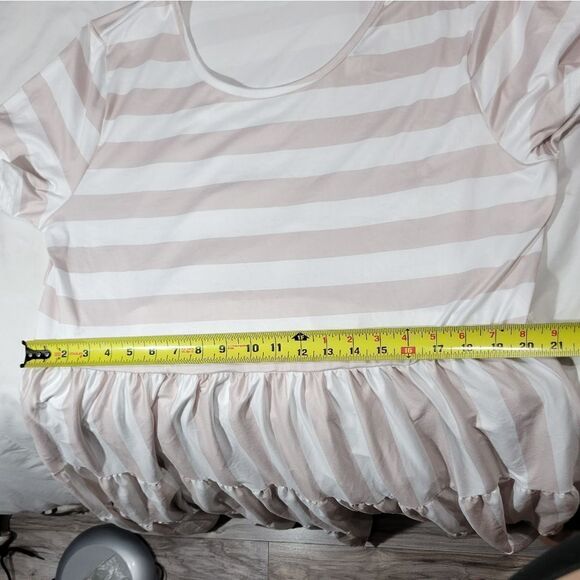 Plus size Tiered and striped dress - Picture 5 of 8